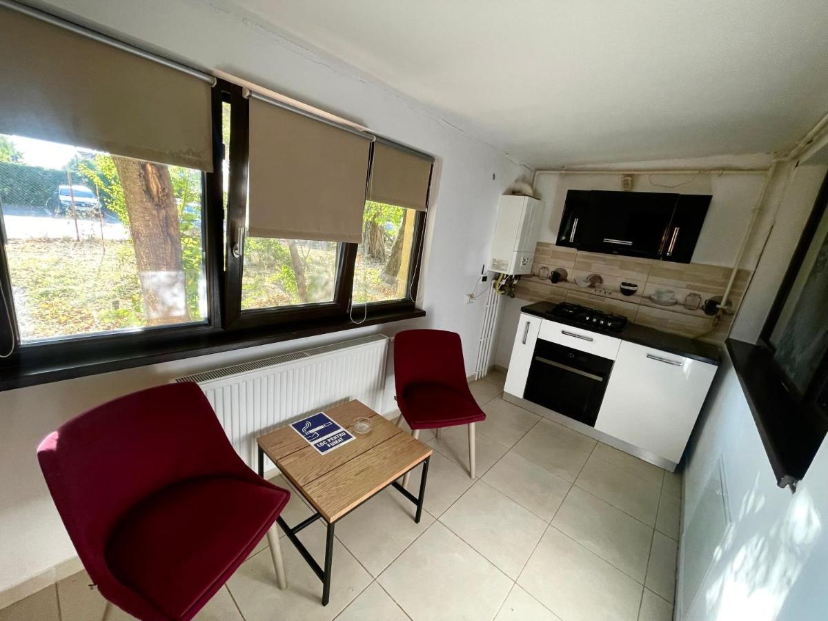Discret Apartament One Targoviste Zewnętrze zdjęcie